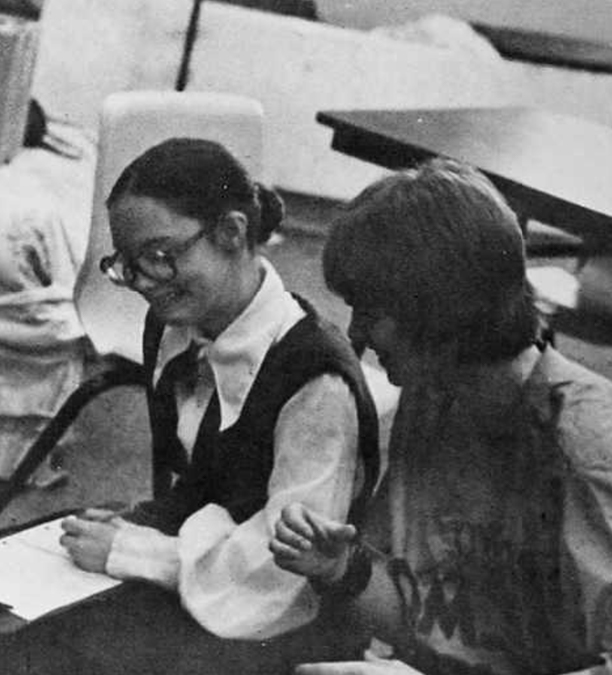 Celta Camille Head in drama club, engaged in theatrical activities